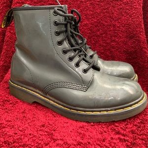 Dr. Martens size 8M cement grey patten leather